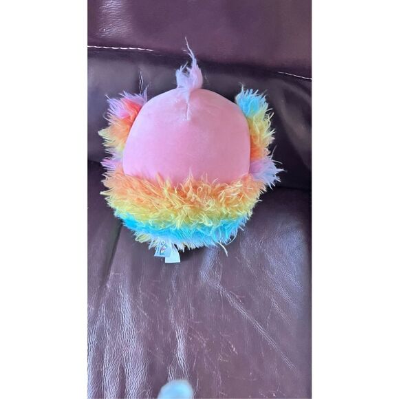 SQUISHMALLOWS ELDA THE OSTRISH PINK BIRD RAINBOW PLUS TOY - Picture 5 of 7